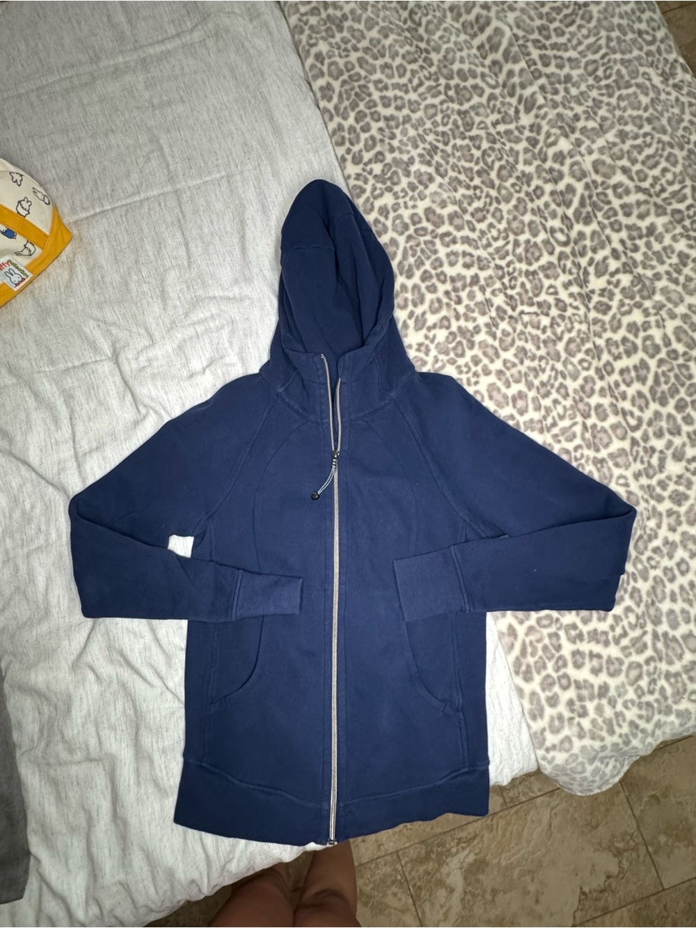 Lululemon Scuba Hoodie IV Size 6